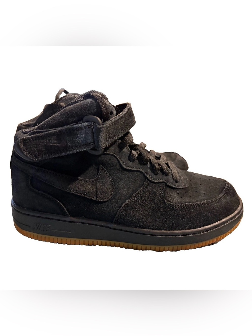 Nike Air Force 1 Mid LV8 "Black Gum" Suede Sneaker youth size 3 859337-002